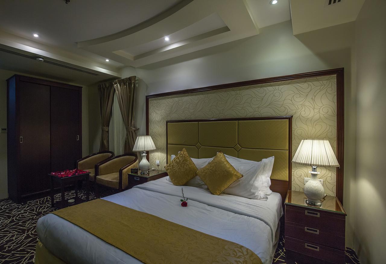 Rest Night Serviced Apartments- Alhamra Riad Exterior foto A bedroom at the hotel